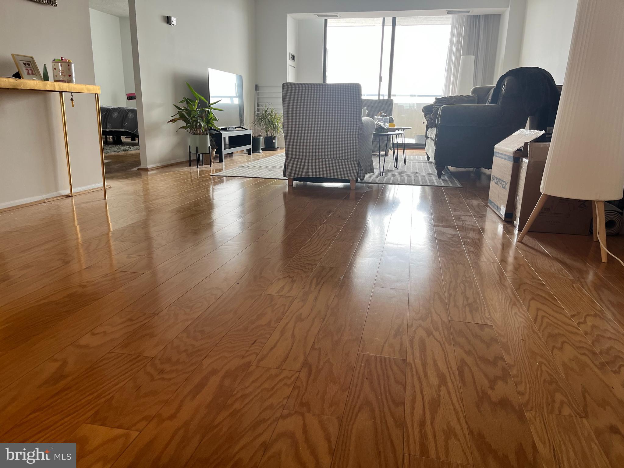 1800 OLD MEADOW ROAD 1409