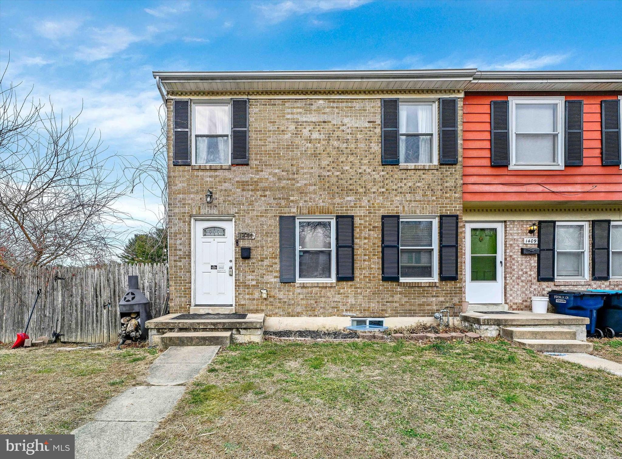 HARFORD SQUARE - Residential