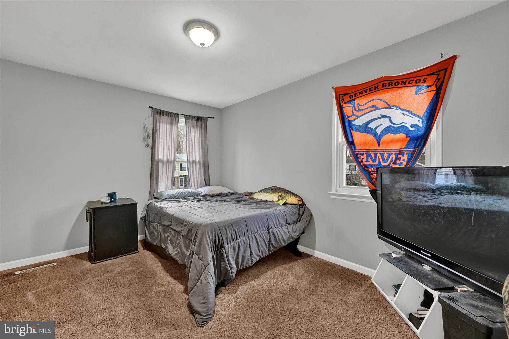 HARFORD SQUARE - Residential