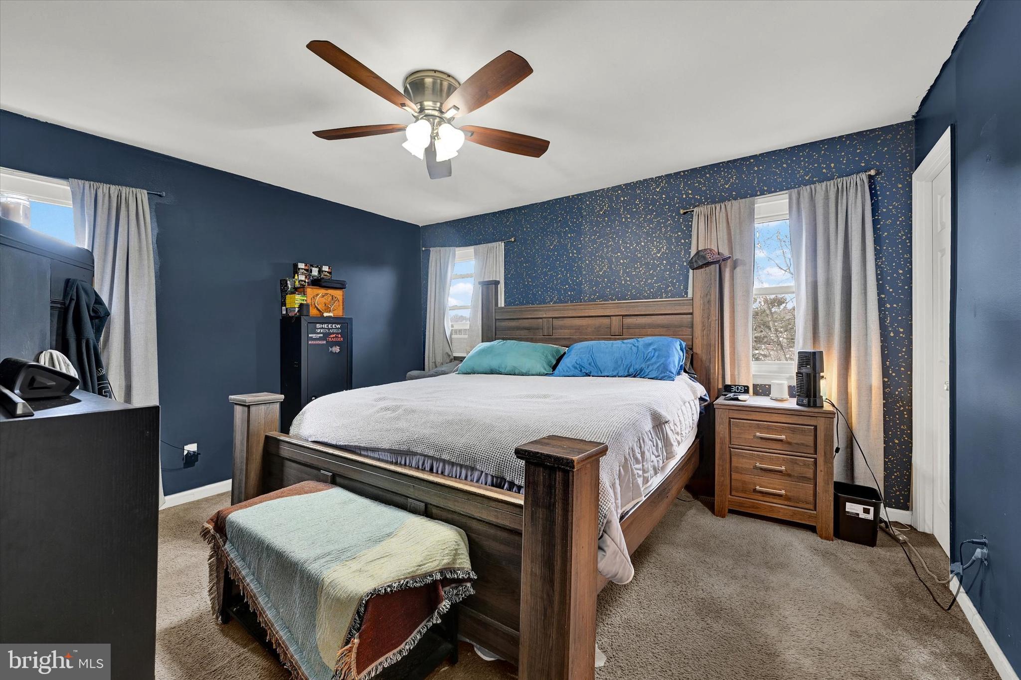 HARFORD SQUARE - Residential