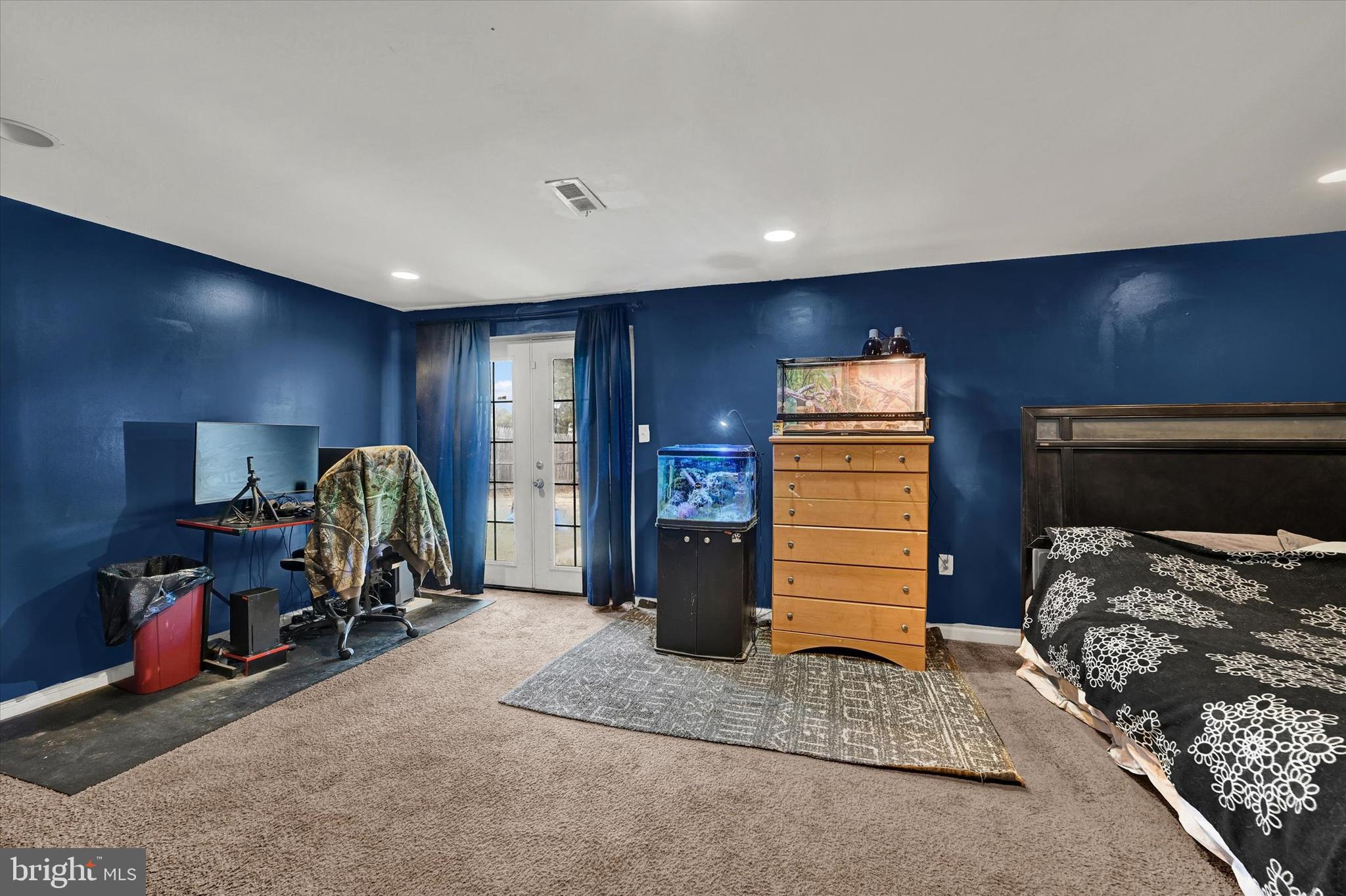 HARFORD SQUARE - Residential