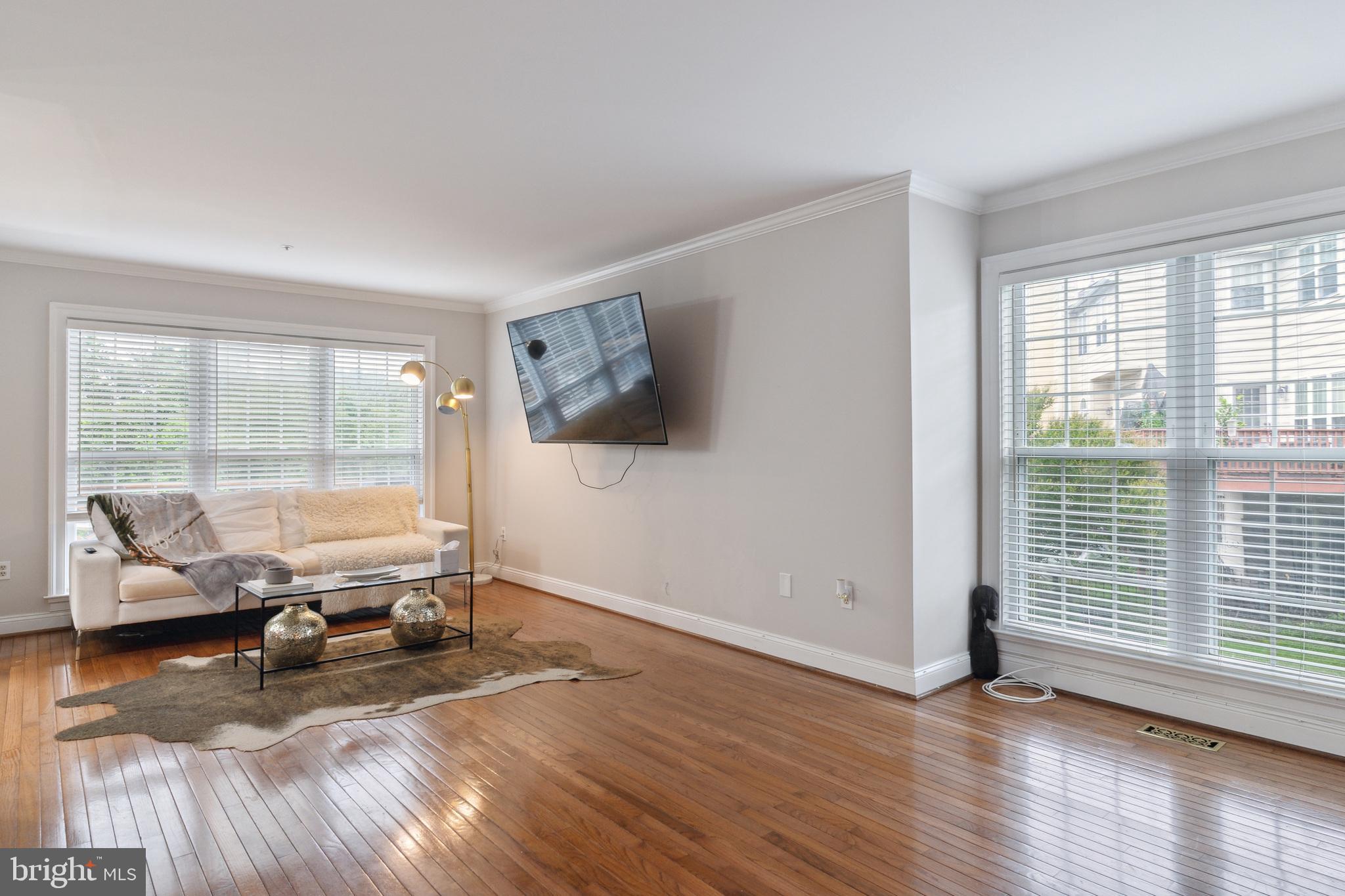 WOODMORE - Residential Lease