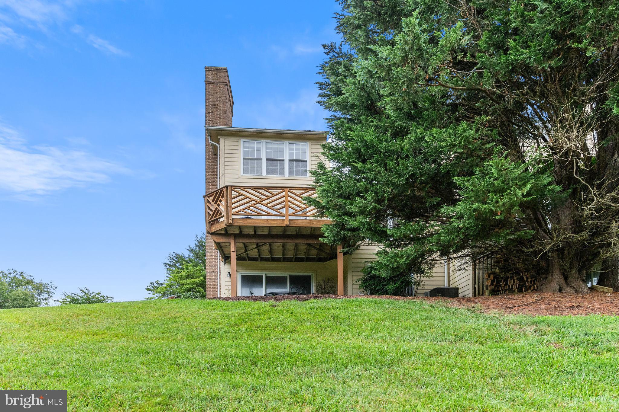 WOODMORE - Residential Lease