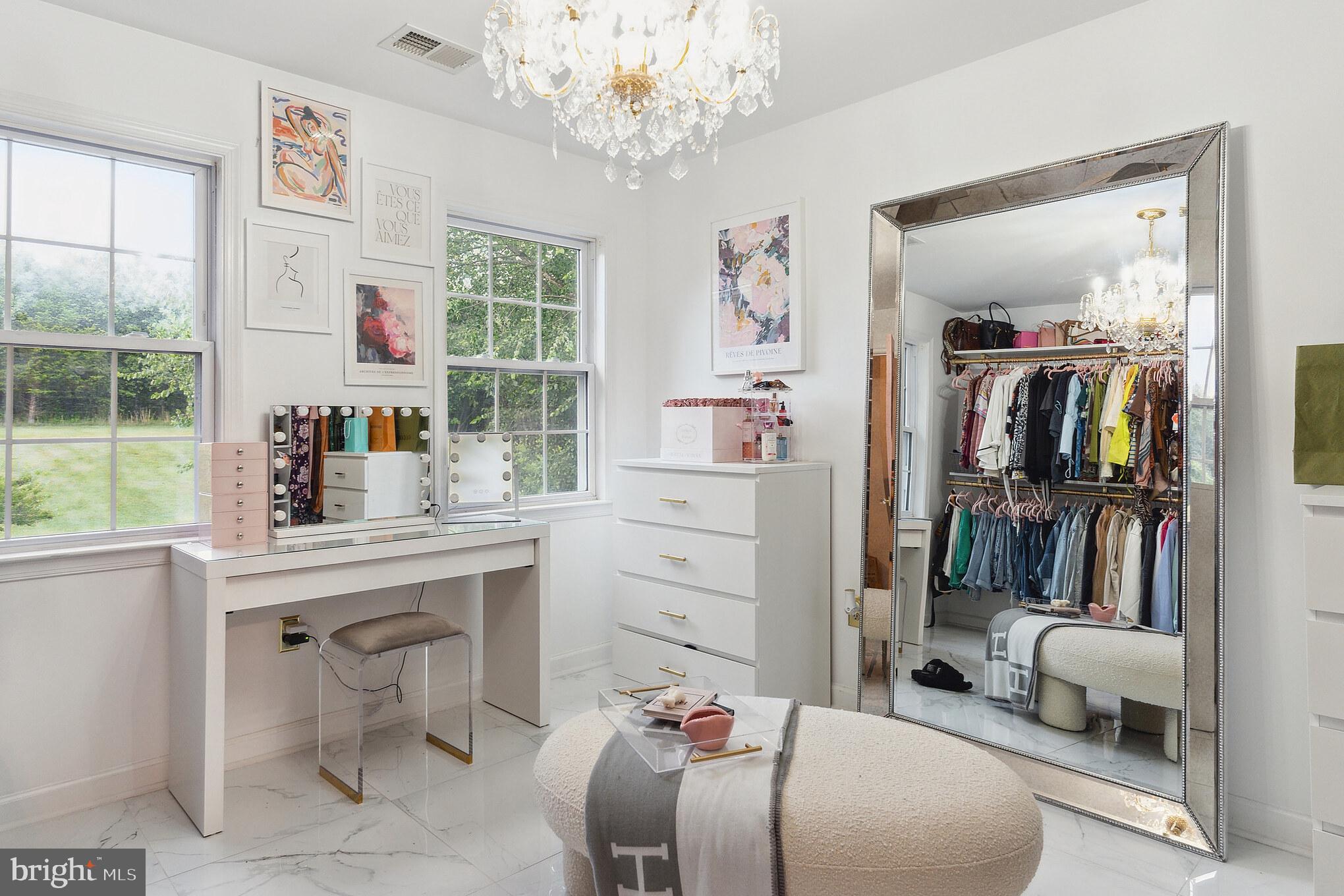 WOODMORE - Residential Lease