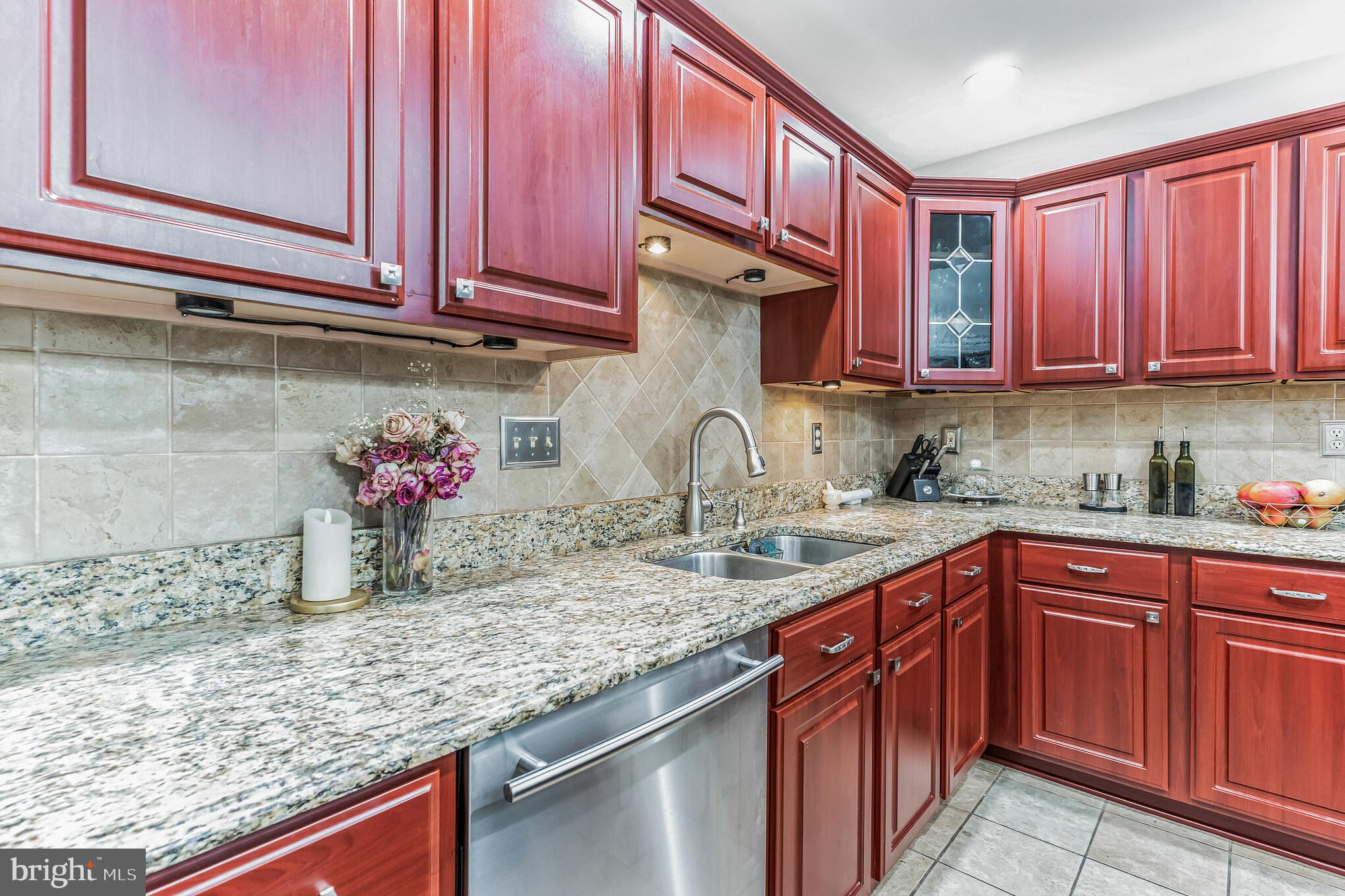 WOODMORE - Residential Lease