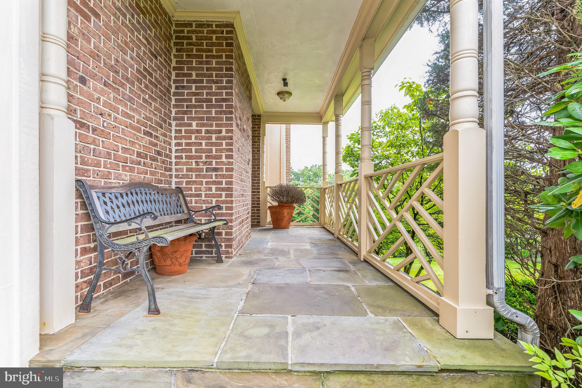 WOODMORE - Residential Lease