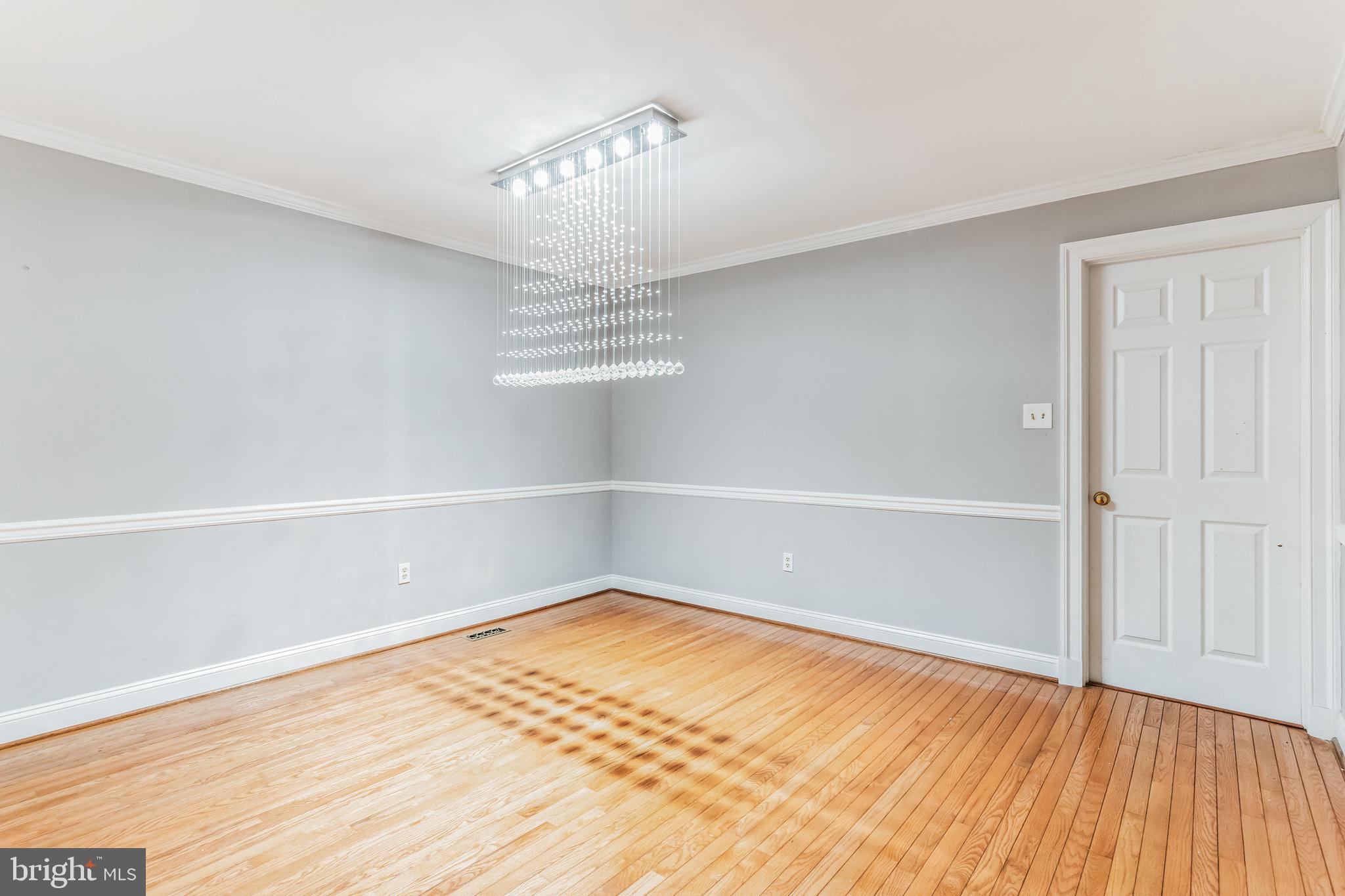 WOODMORE - Residential Lease