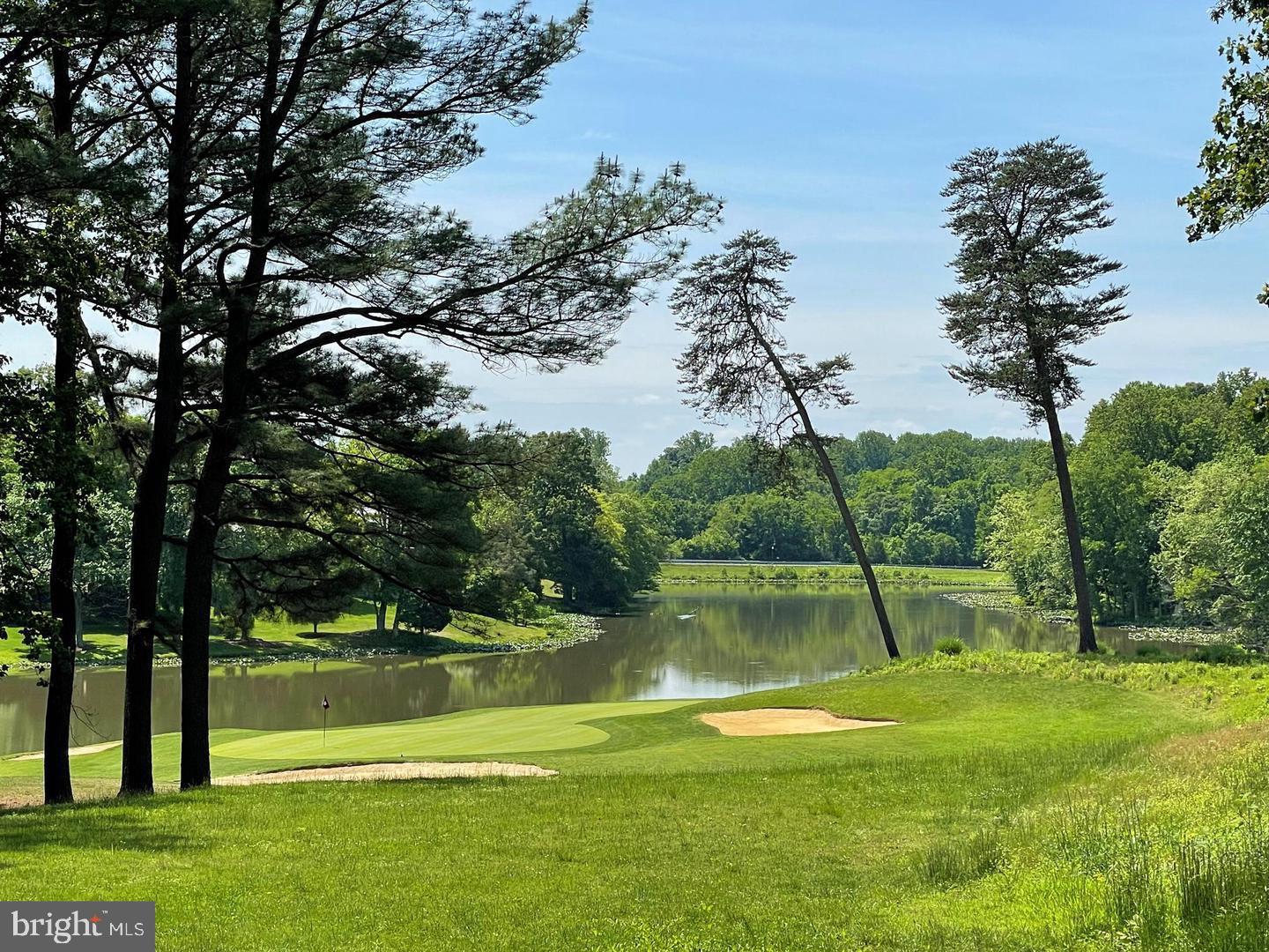 WOODMORE - Residential Lease