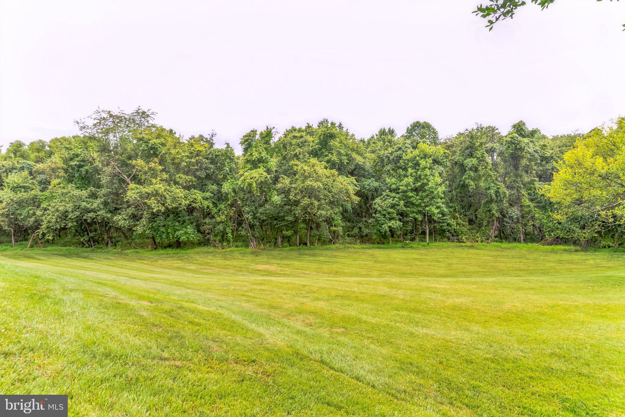 WOODMORE - Residential Lease