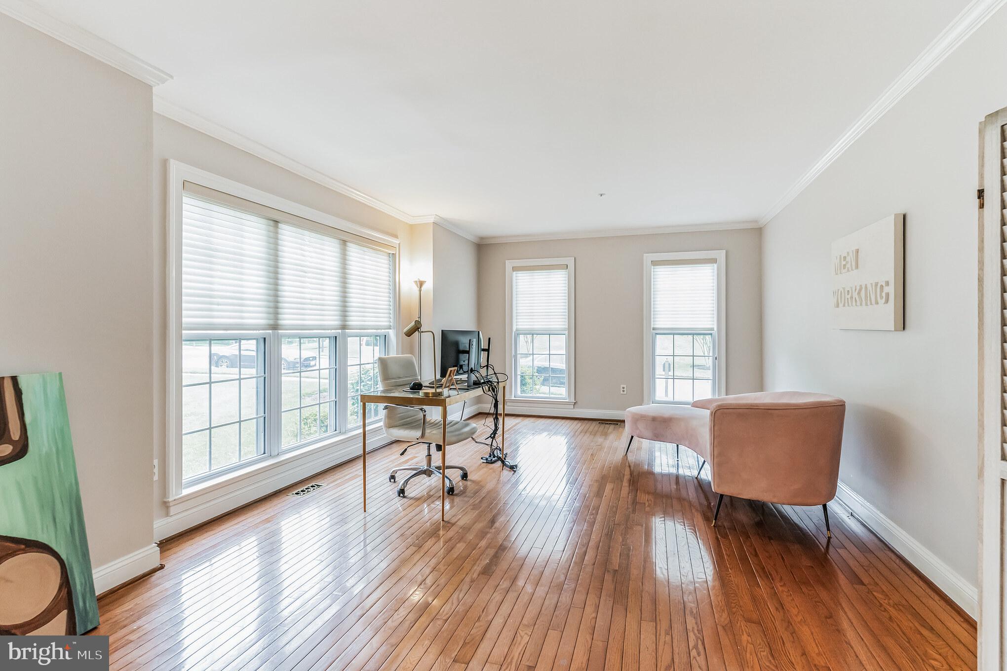 WOODMORE - Residential Lease