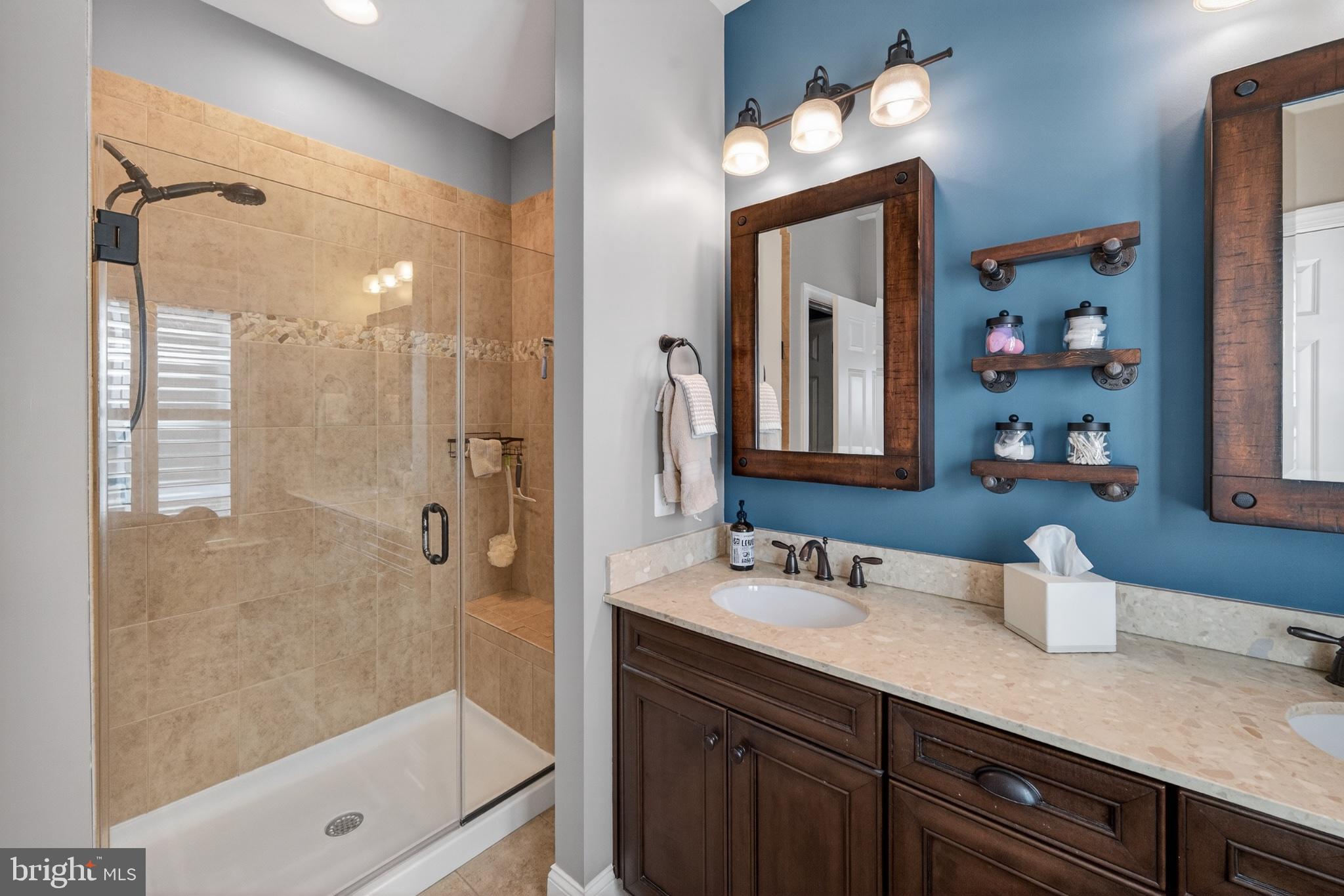 GIBSONS GRANT - Residential