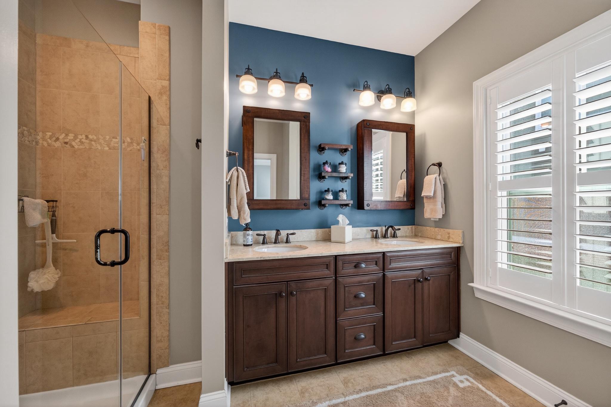 GIBSONS GRANT - Residential