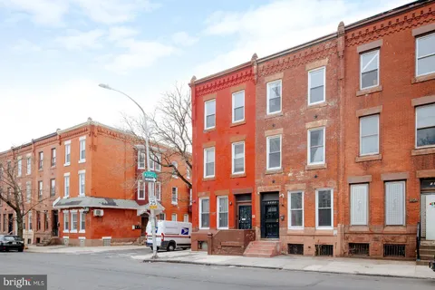 1818 W Diamond Street, Philadelphia, PA MLS: PAPH2462914