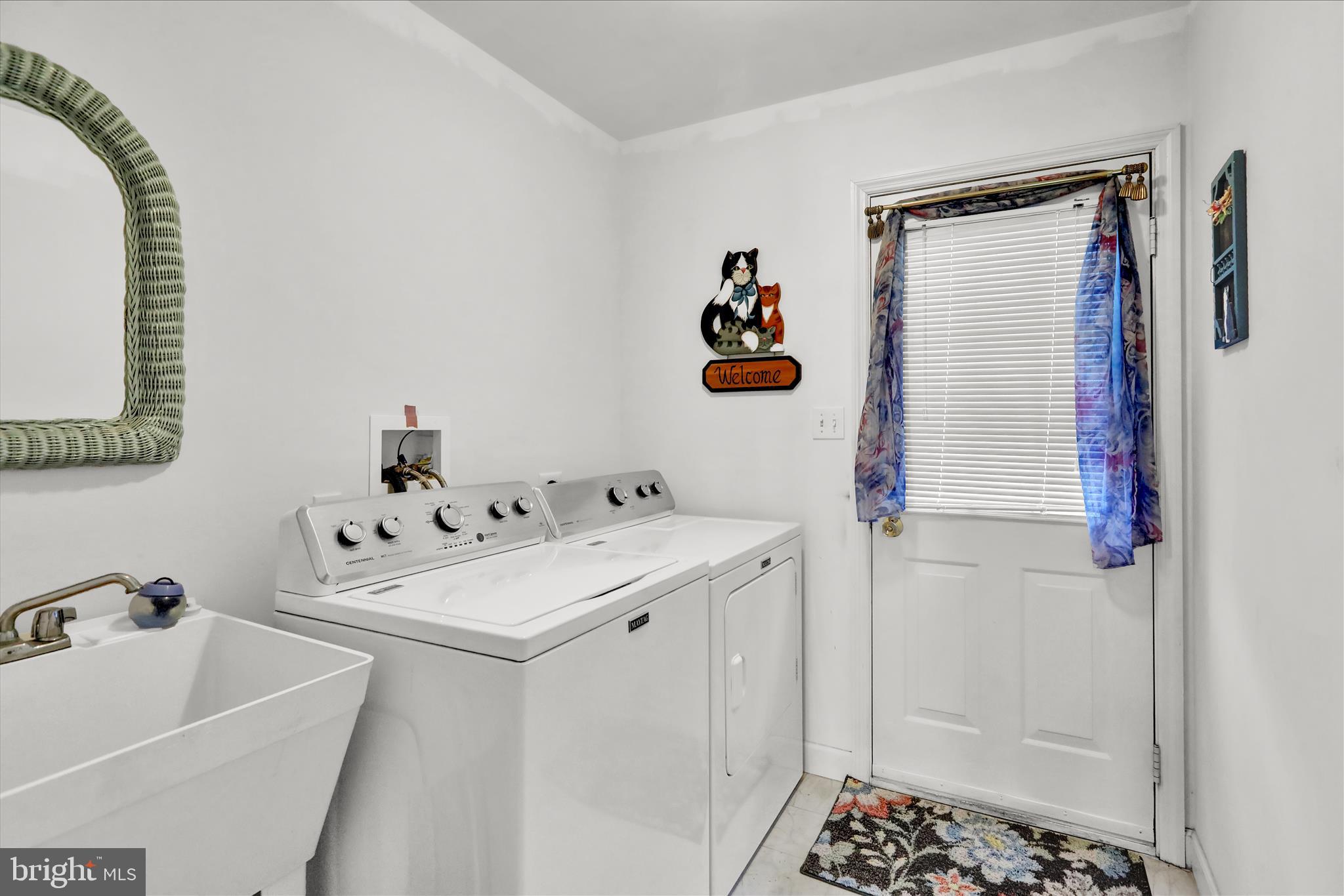 JESSICA MEADOWS - Residential