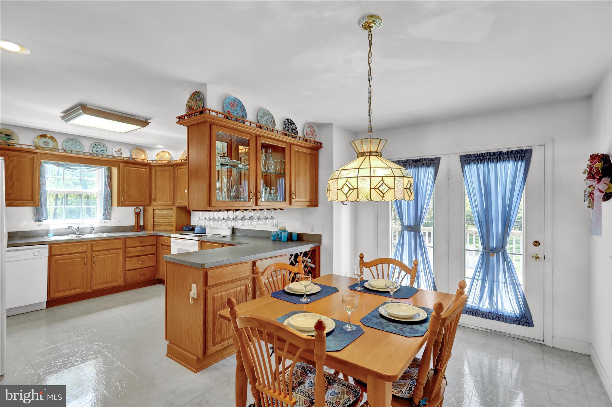 JESSICA MEADOWS - Residential