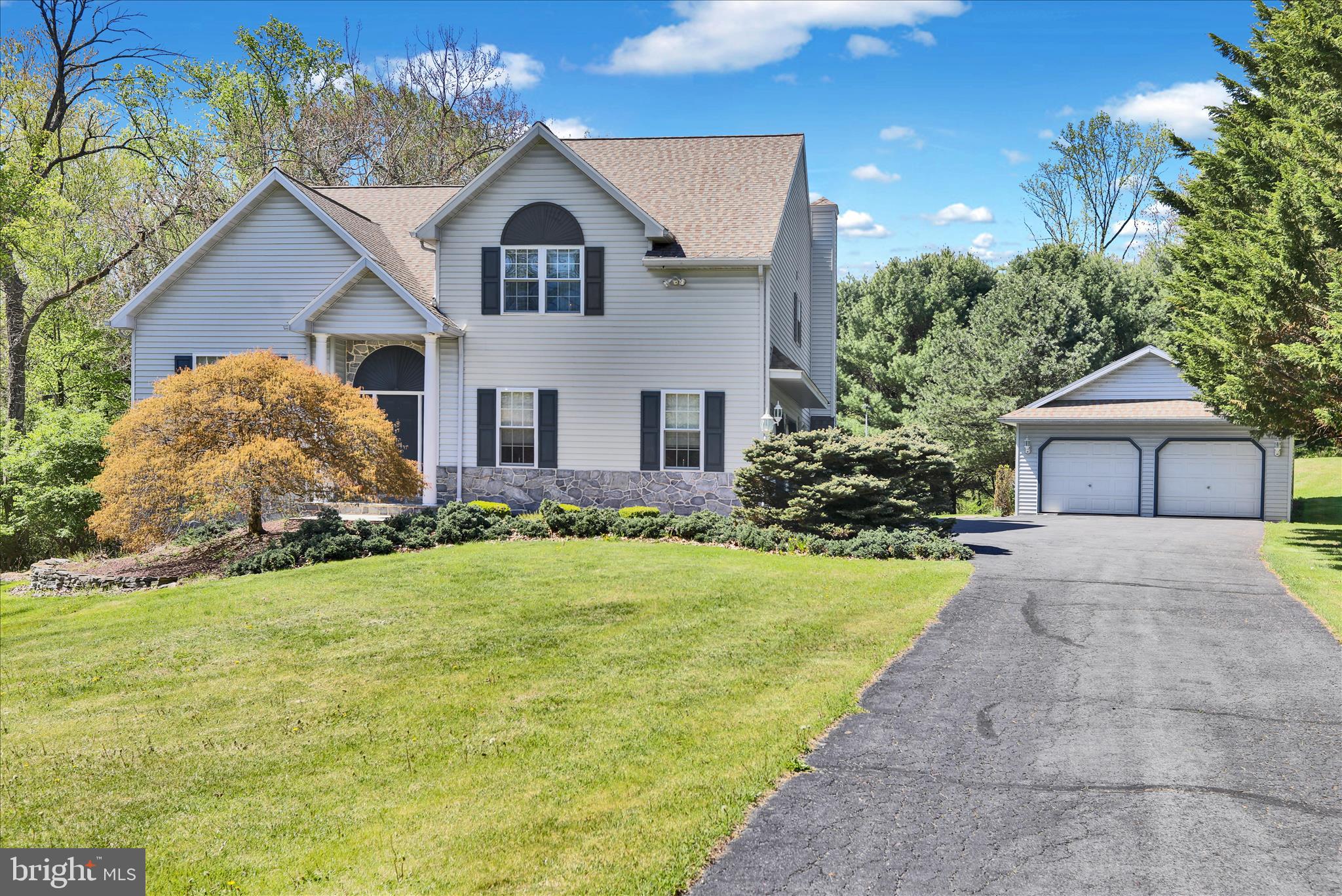 JESSICA MEADOWS - Residential