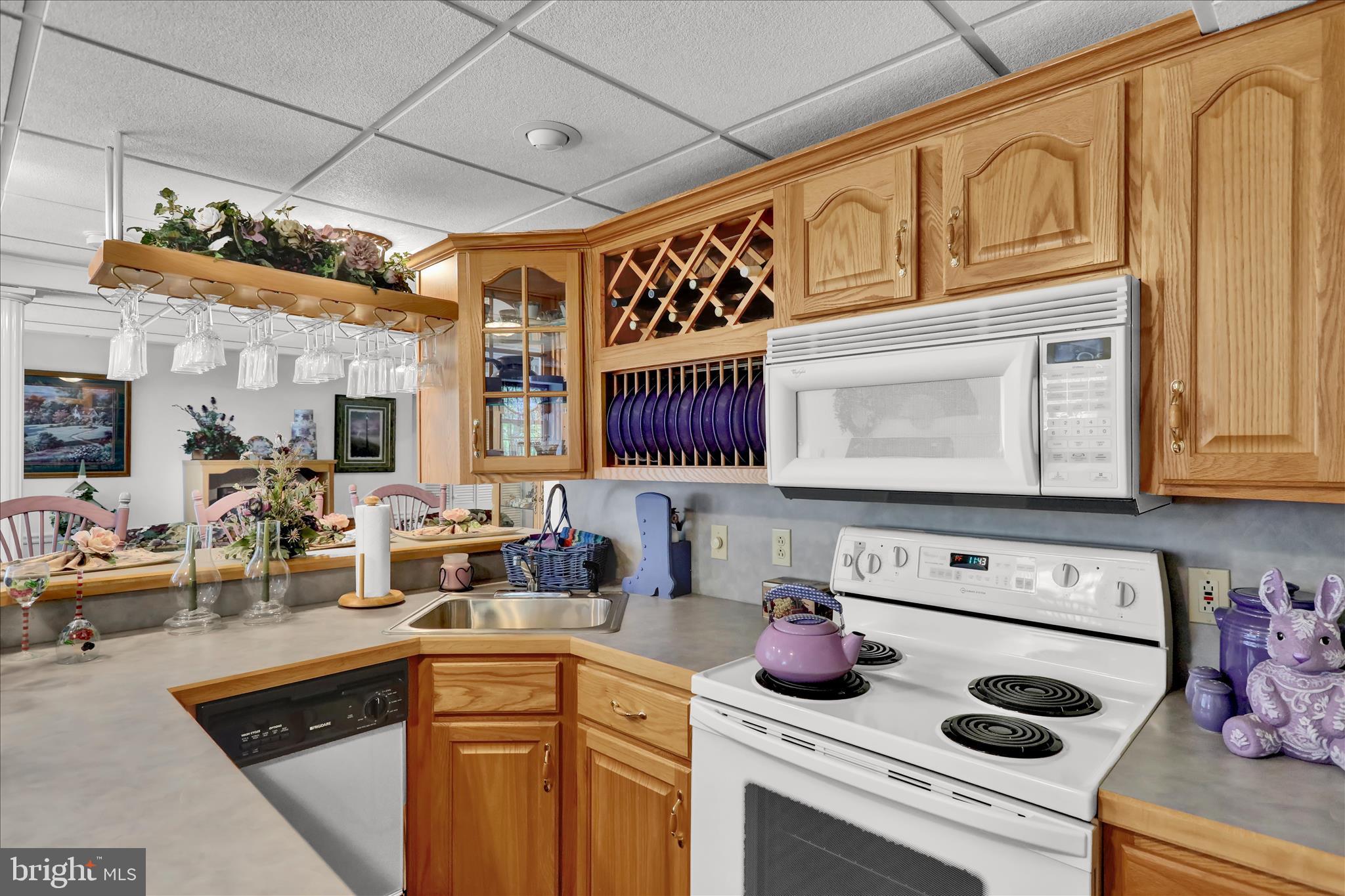 JESSICA MEADOWS - Residential