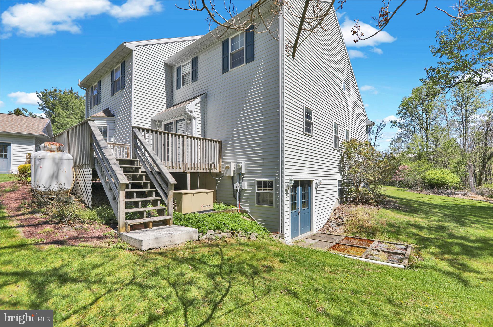 JESSICA MEADOWS - Residential