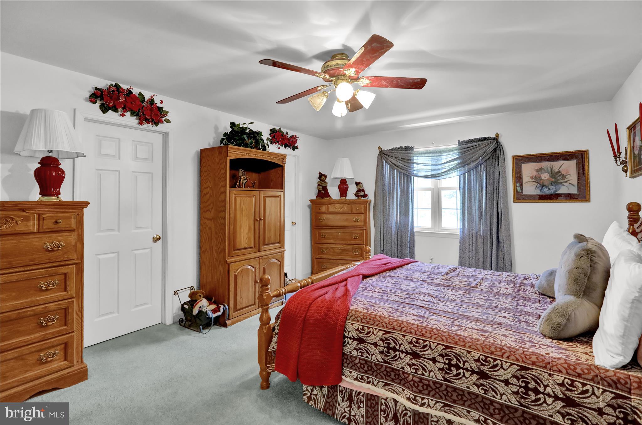 JESSICA MEADOWS - Residential