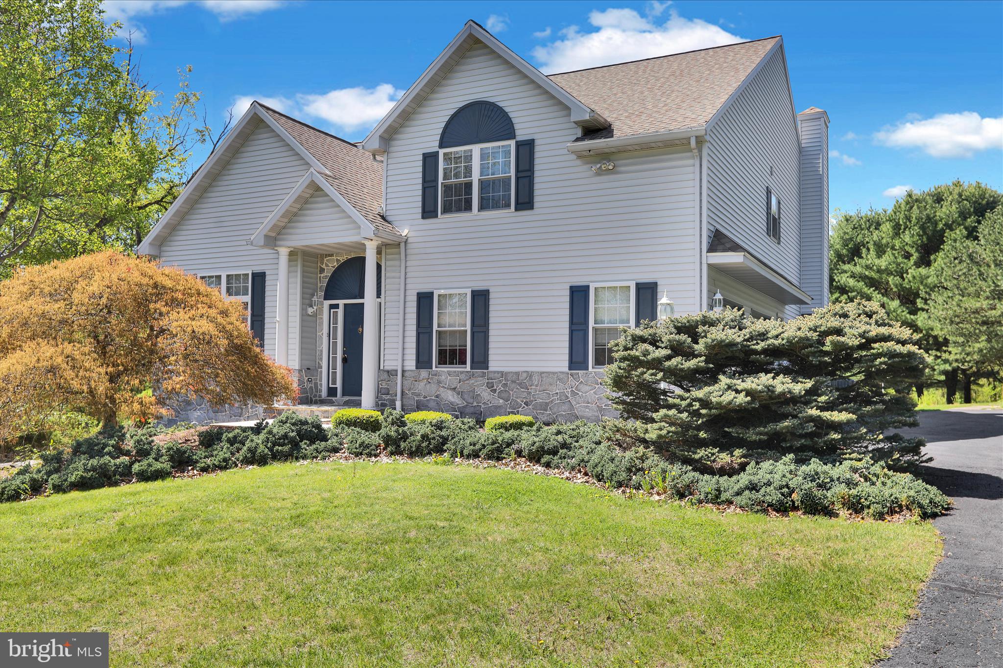 JESSICA MEADOWS - Residential