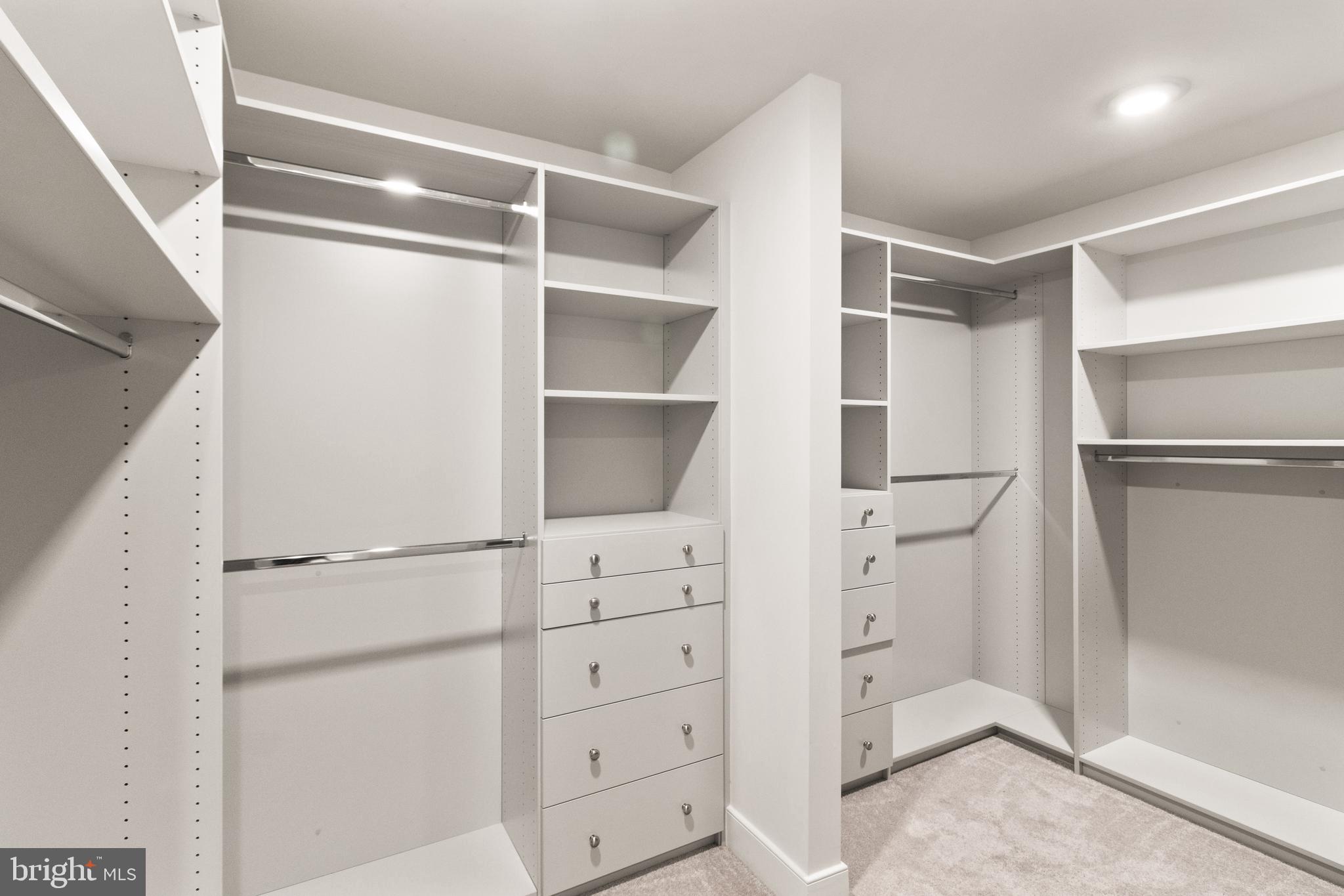 POTOMAC SHORES - Residential