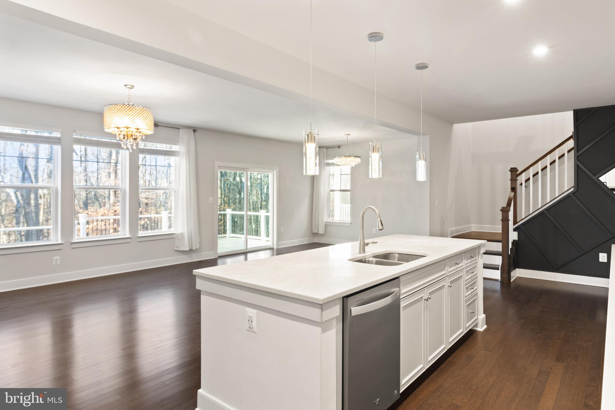 POTOMAC SHORES - Residential