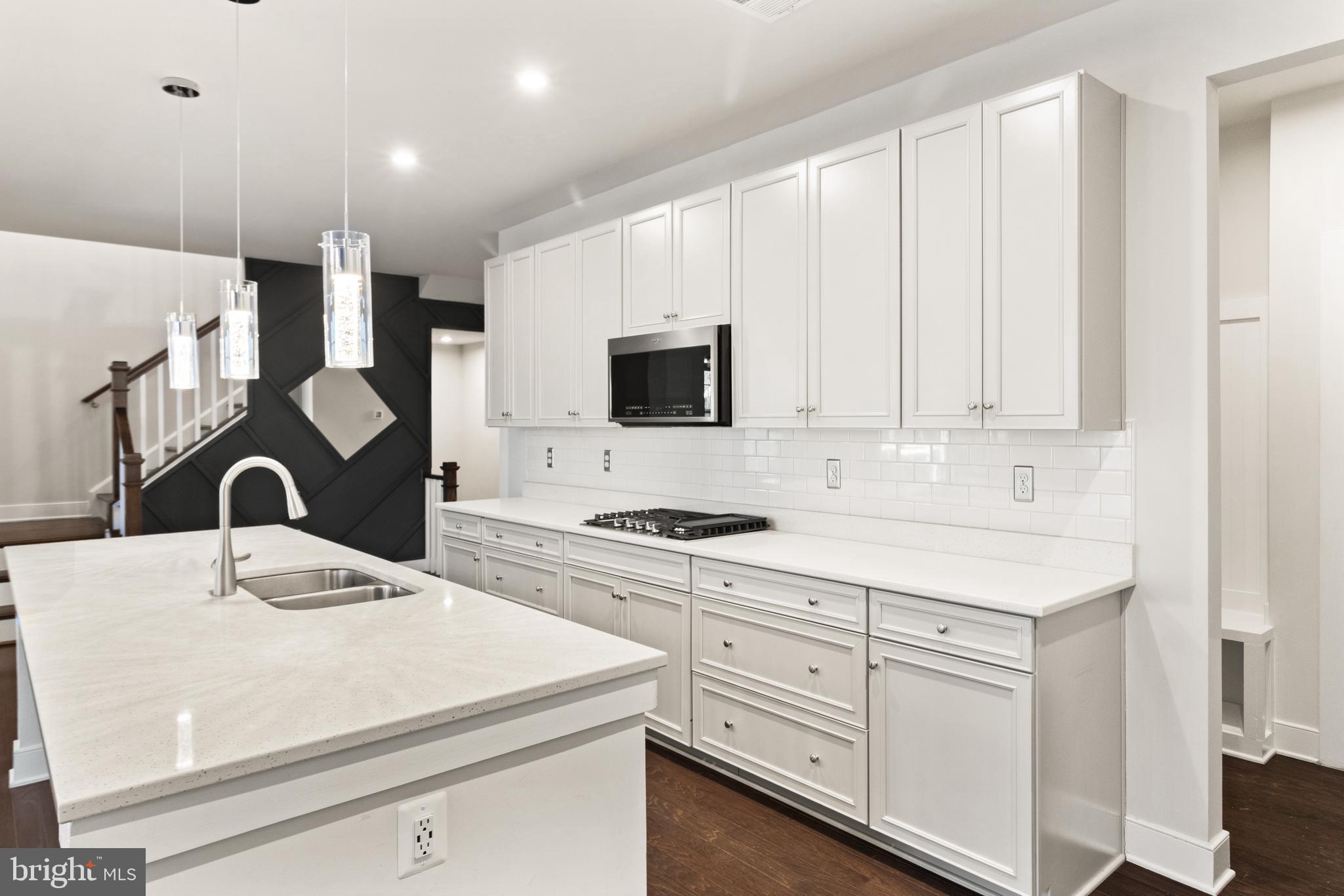 POTOMAC SHORES - Residential