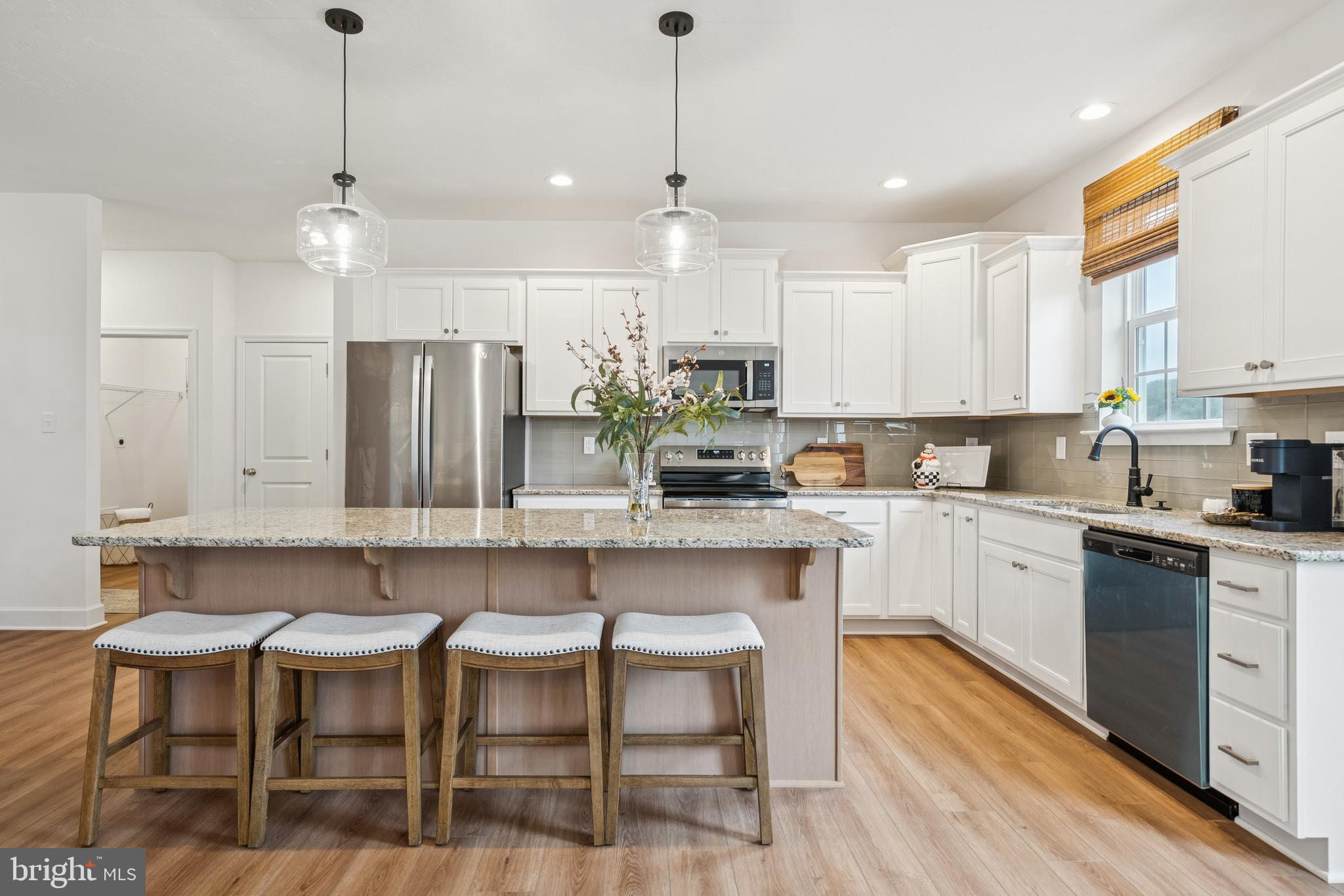 CAMBRIAN HILLS - Residential