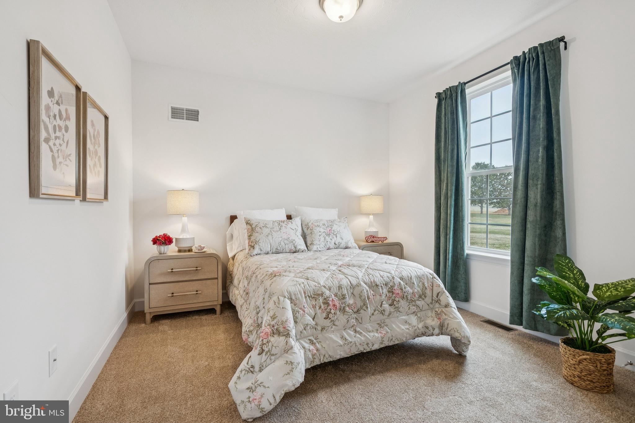 CAMBRIAN HILLS - Residential