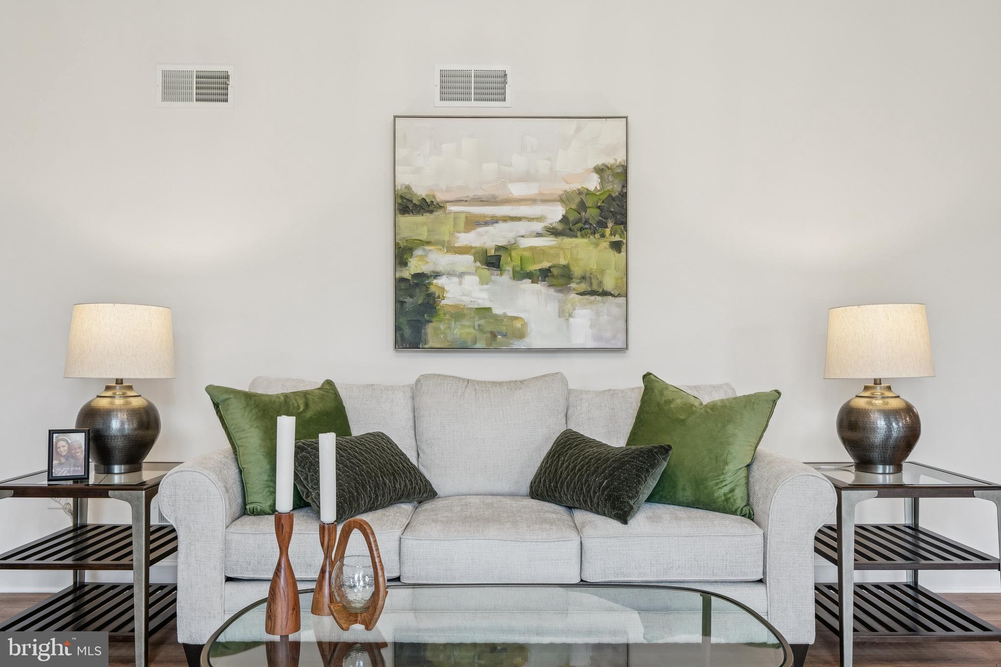 CAMBRIAN HILLS - Residential