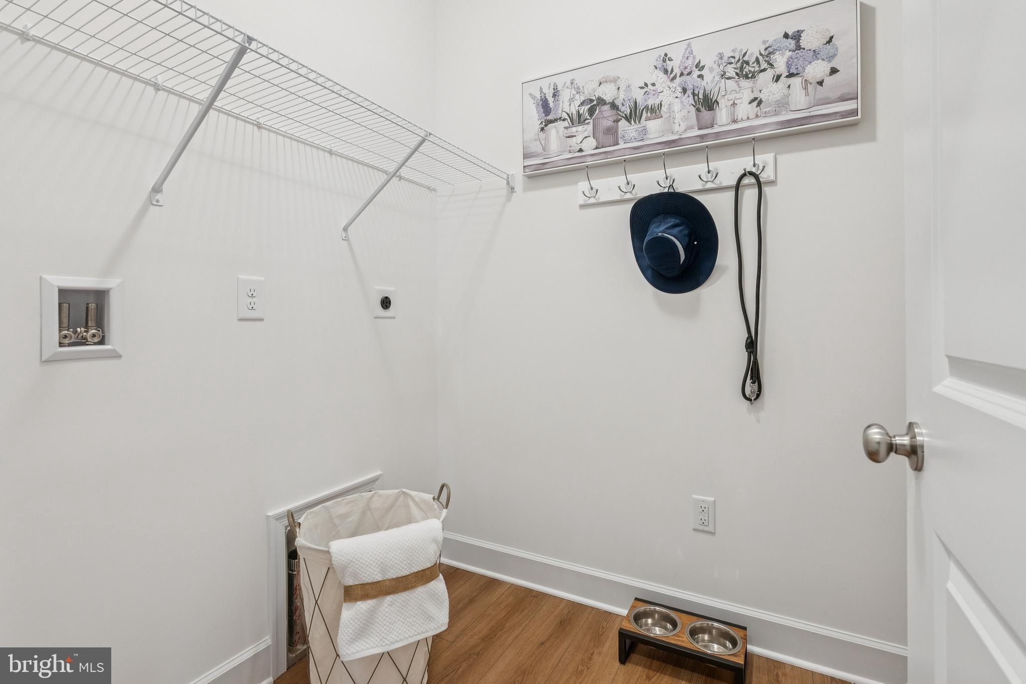 CAMBRIAN HILLS - Residential