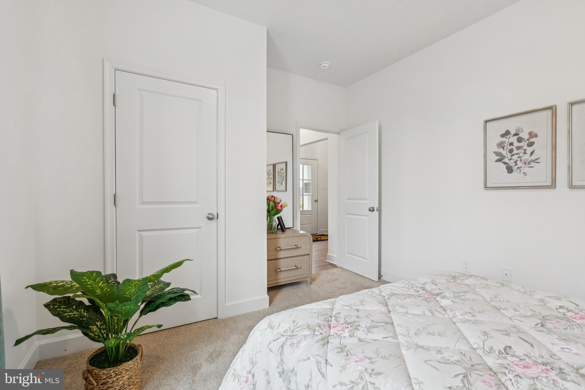 CAMBRIAN HILLS - Residential