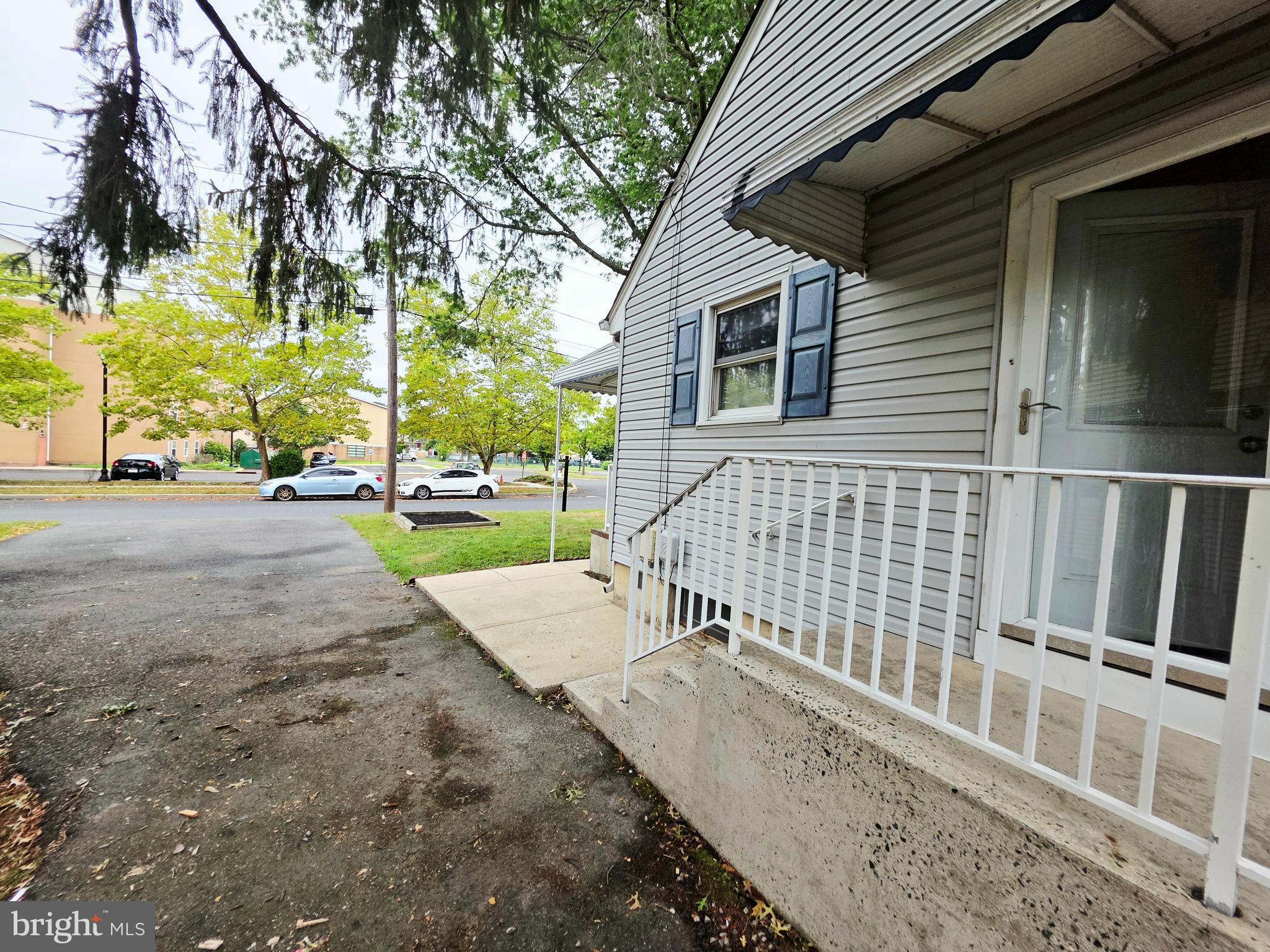 2 MCCARTHY DRIVE