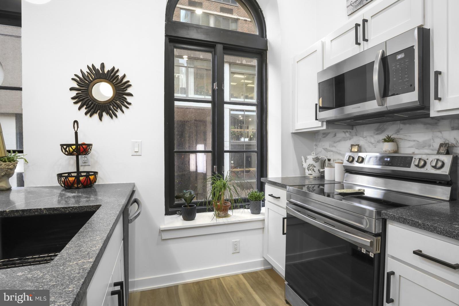 CENTER CITY - Residential Lease