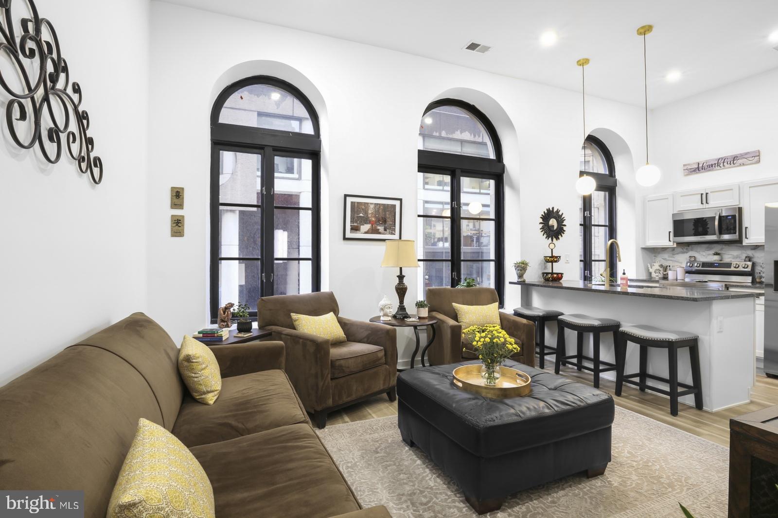 CENTER CITY - Residential Lease