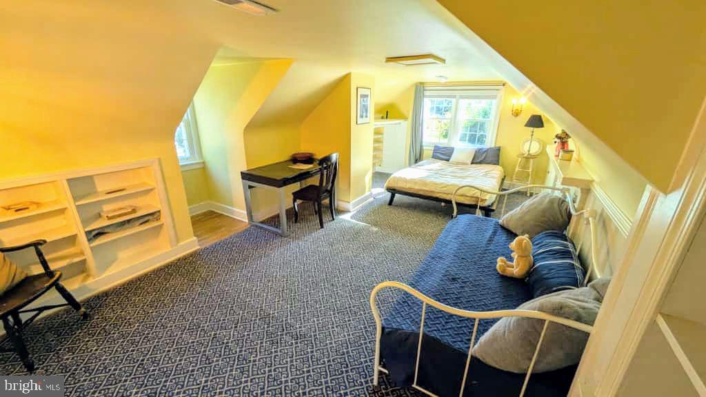 STRATFORD HILLS - Residential