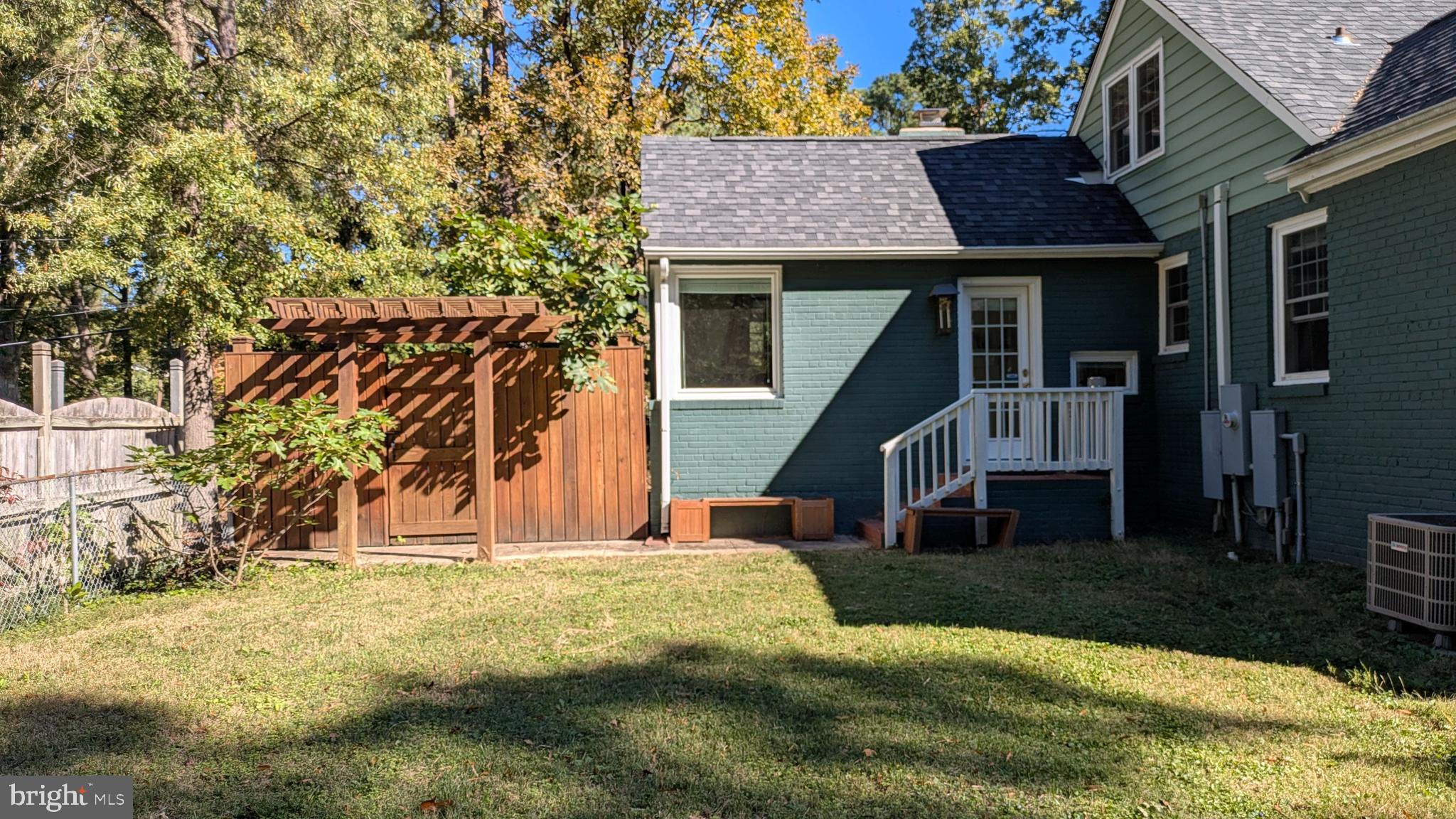 STRATFORD HILLS - Residential