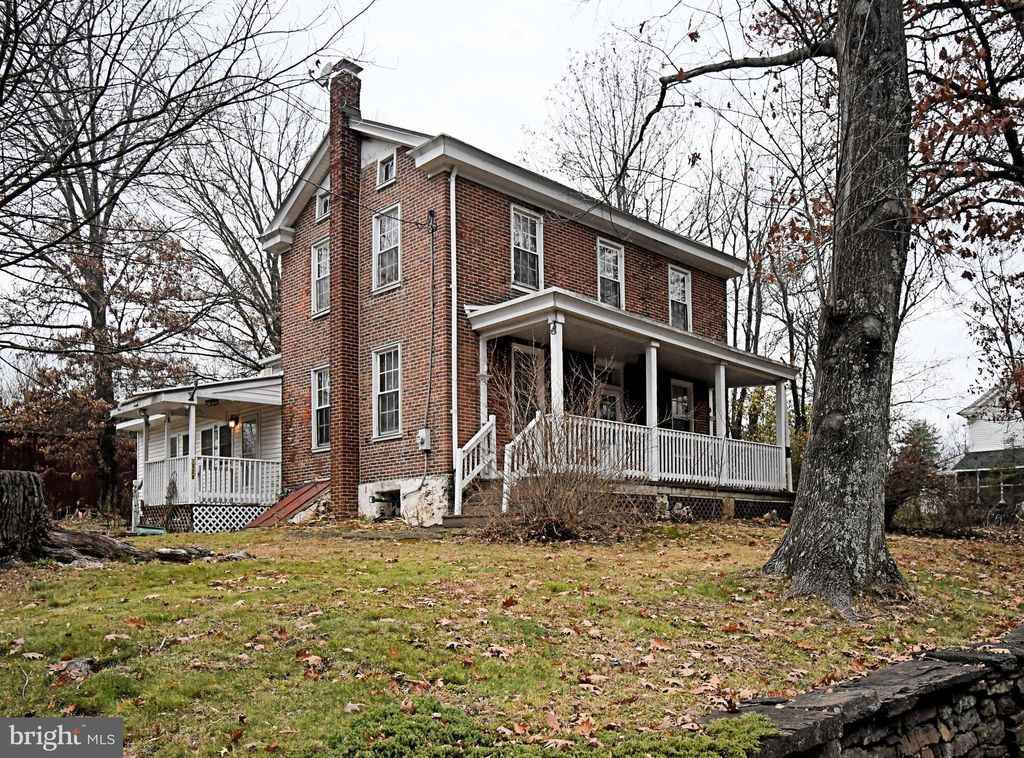 Photo of 1528 Hilltown Pike, HILLTOWN, PA 18927 (MLS # PABU2109974)