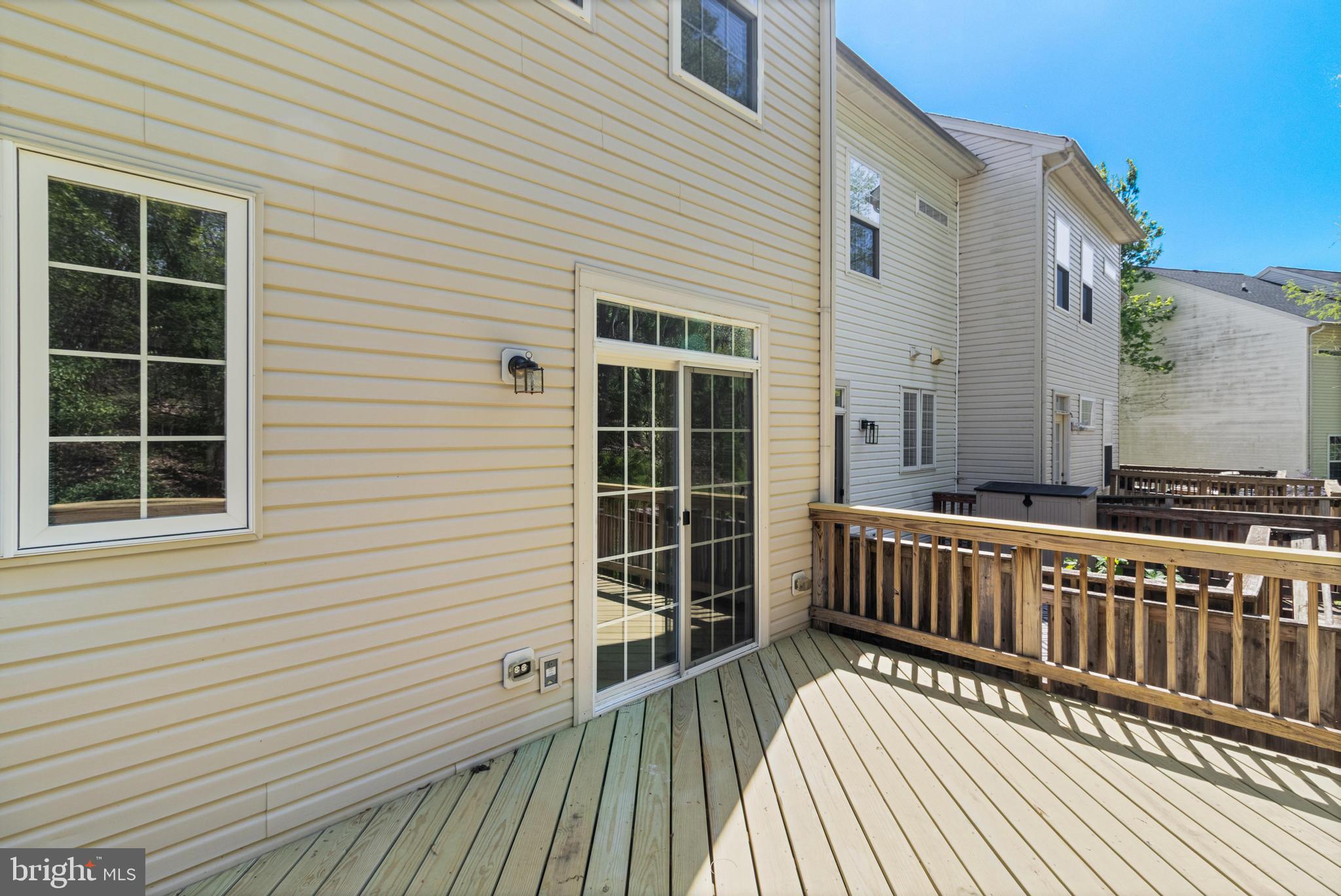 RIVERWATCH - Residential