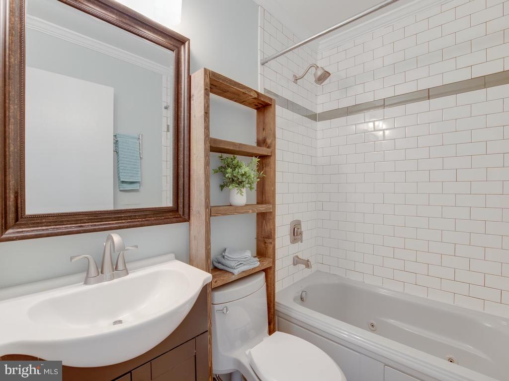 LINTHICUM HEIGHTS - Residential