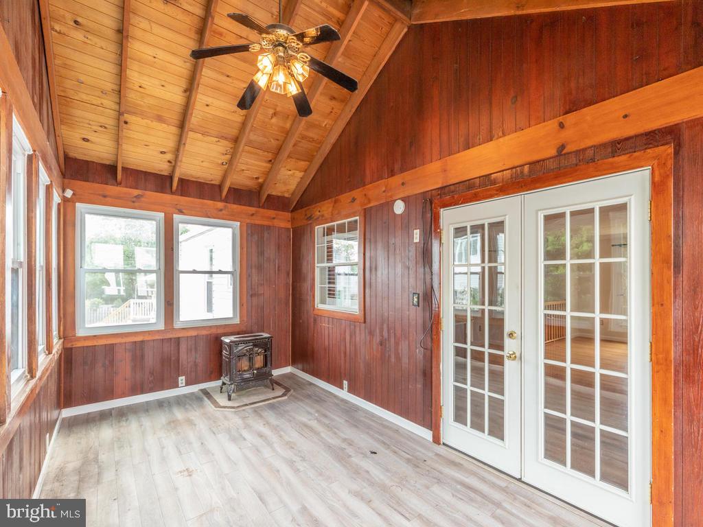 LINTHICUM HEIGHTS - Residential