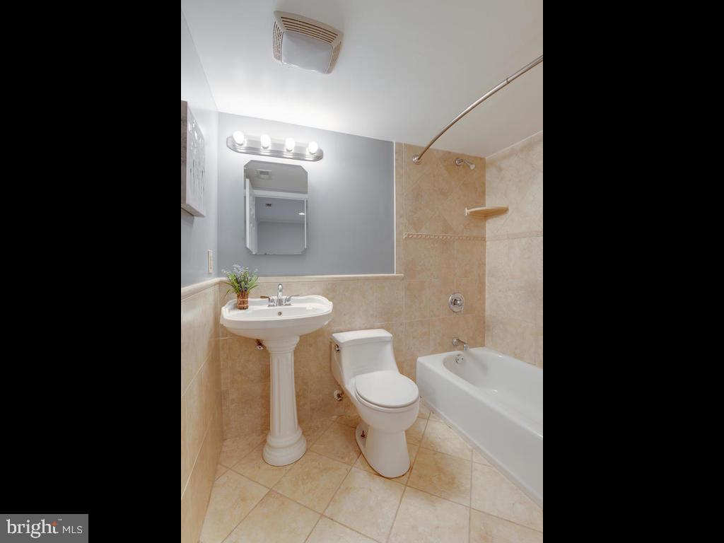 LINTHICUM HEIGHTS - Residential