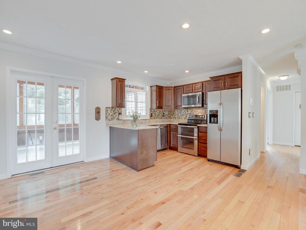 LINTHICUM HEIGHTS - Residential