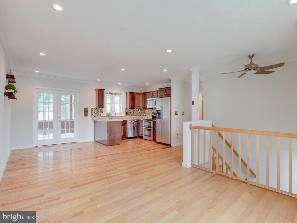 LINTHICUM HEIGHTS - Residential