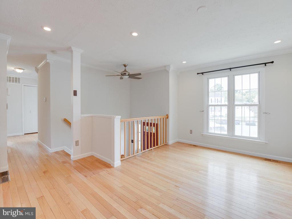 LINTHICUM HEIGHTS - Residential