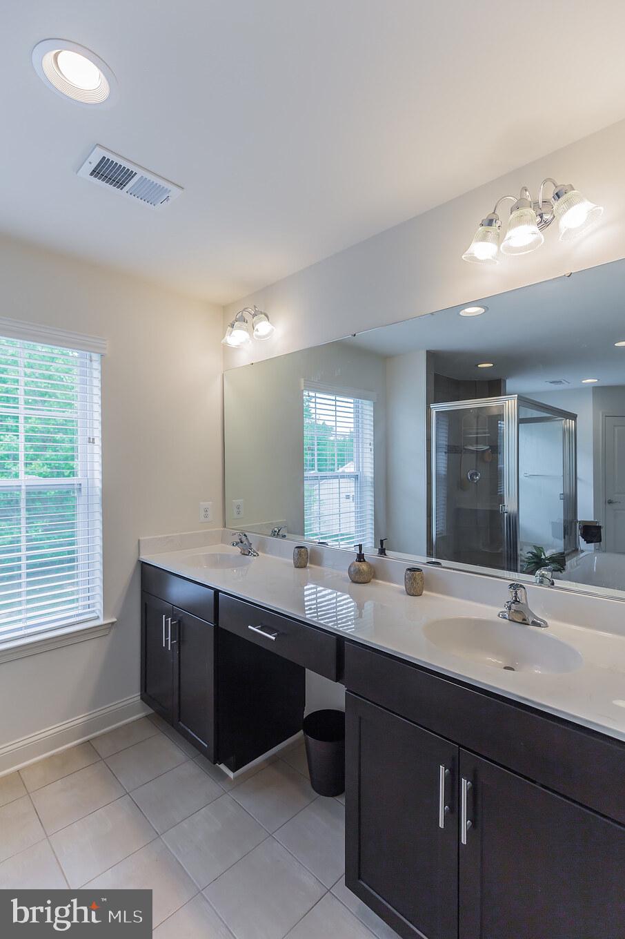 THRIFT MANOR-PLAT 1> - Residential