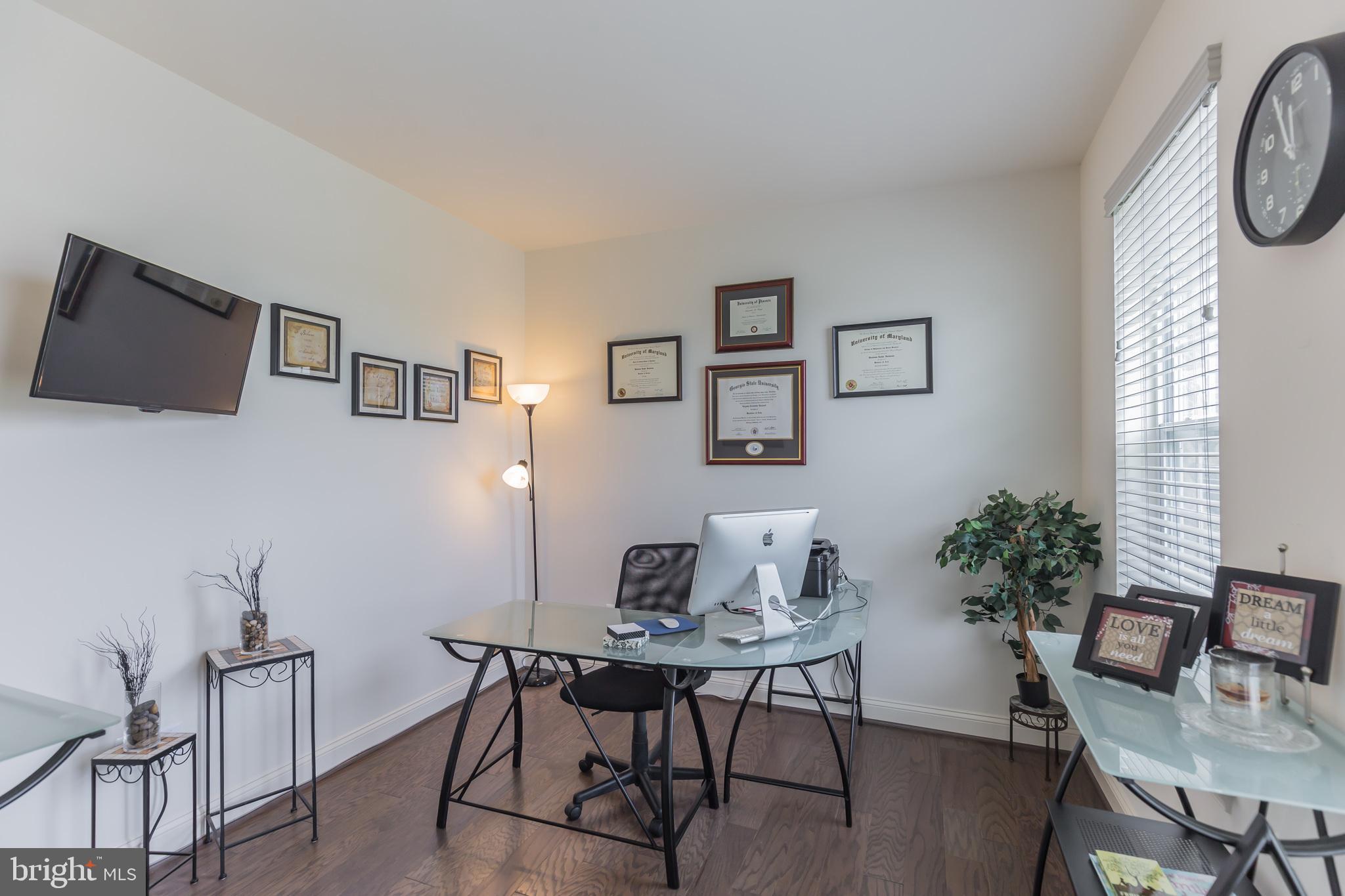 THRIFT MANOR-PLAT 1> - Residential