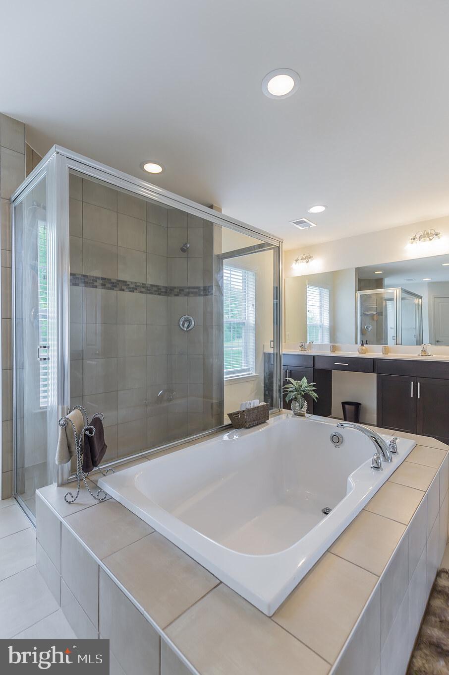 THRIFT MANOR-PLAT 1> - Residential