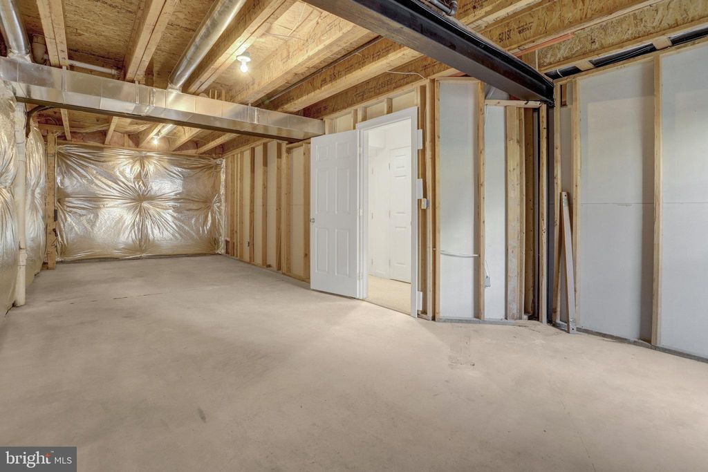 listing image 76