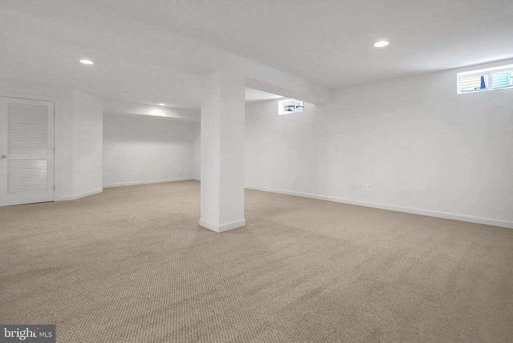 listing image 70